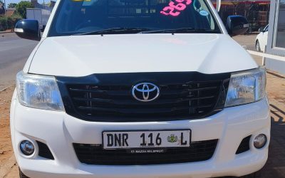 2014 Toyota Hilux 2.7 VVTi Raider Raised Body Double-Cab SNL1905