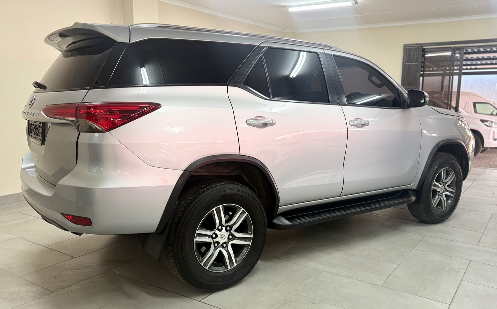 WhatsApp Image 2025-10-28 at 11.45.06 (1)