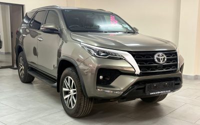 2021 TOYOTA FORTUNER 2.4GD-6 R/B A/T SNL2300