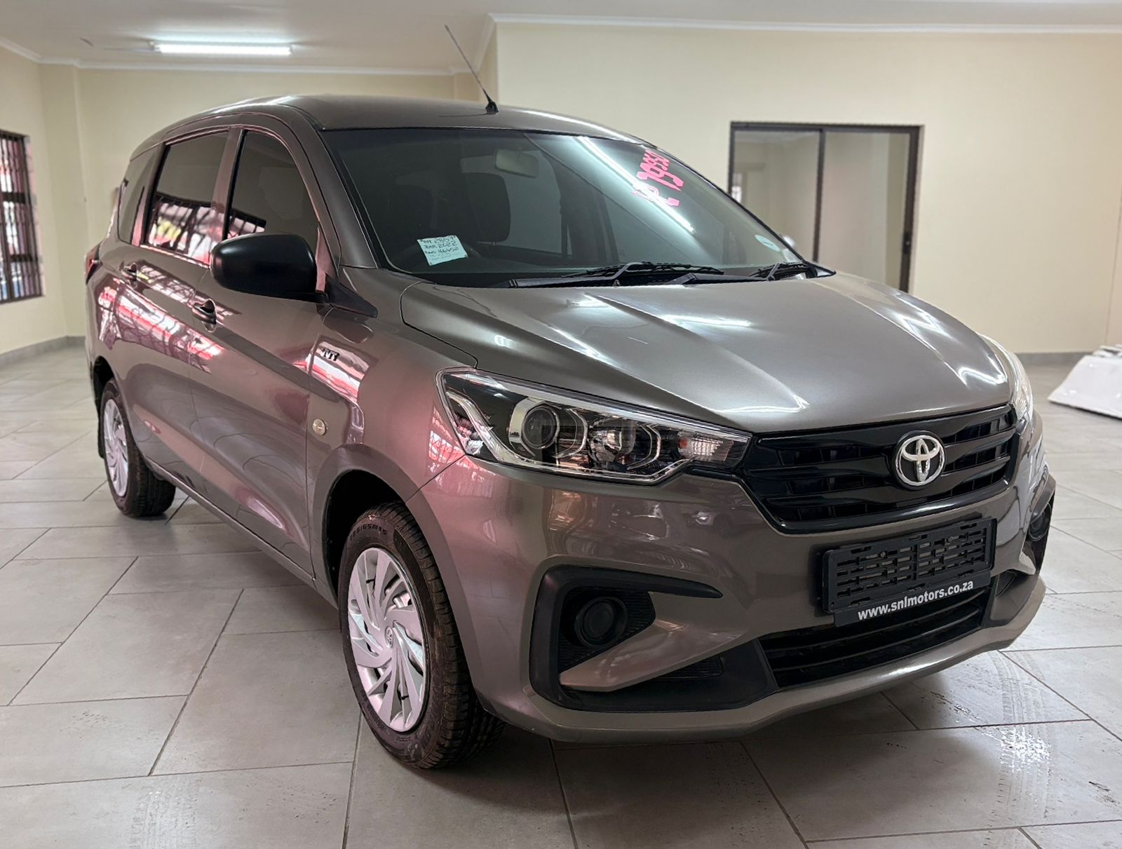 WhatsApp Image 2025-11-05 at 11.18.02 (1)