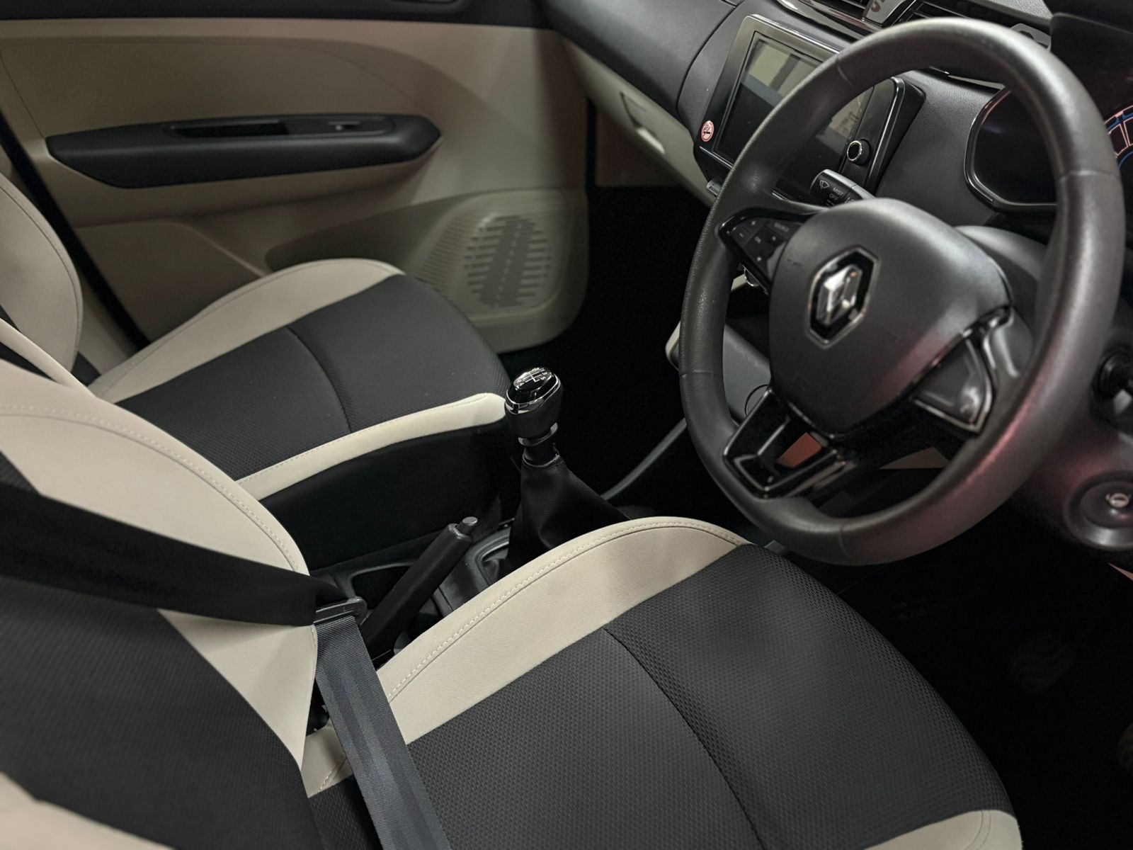 WhatsApp Image 2025-11-05 at 11.35.09 (1)