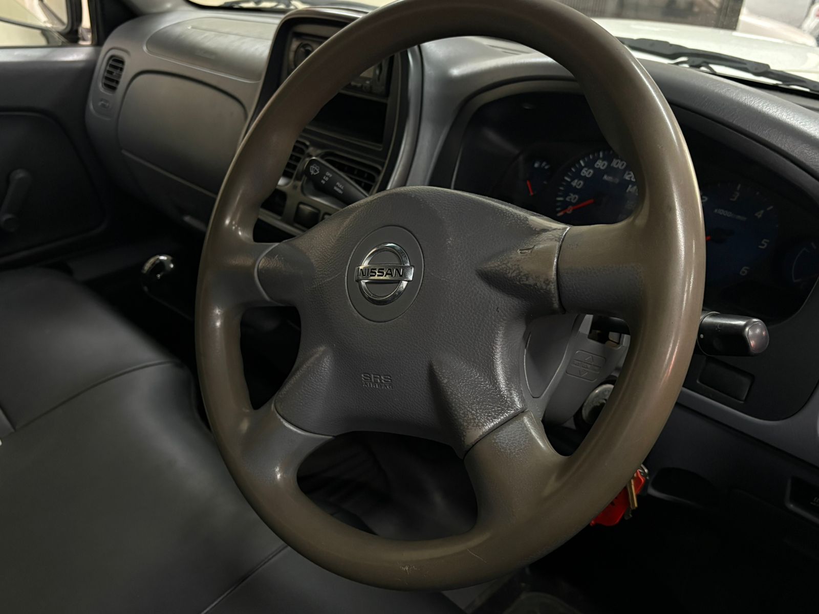 WhatsApp Image 2025-11-14 at 09.37.40 (1)