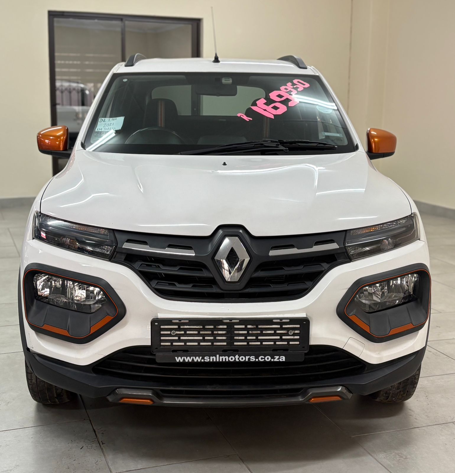 WhatsApp Image 2025-11-14 at 09.45.08