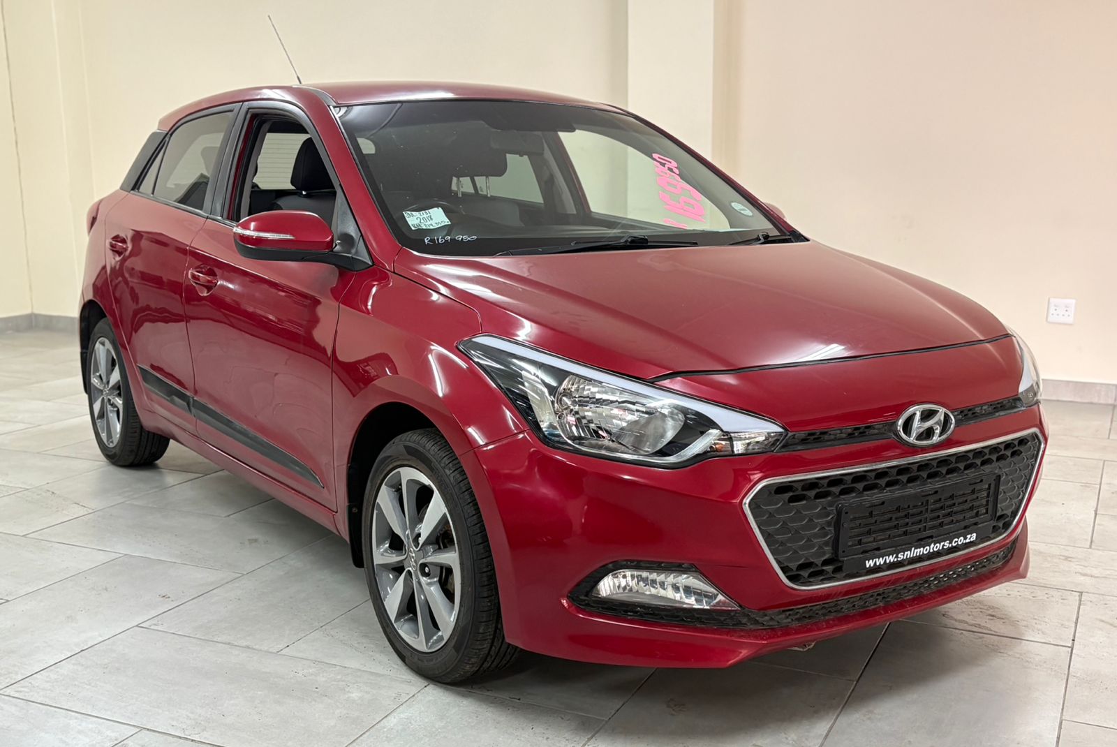 WhatsApp Image 2025-11-14 at 09.58.20