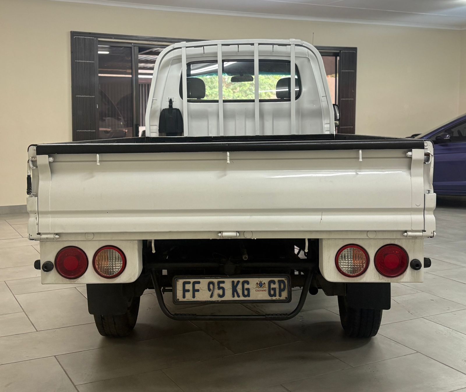 WhatsApp Image 2025-11-14 at 10.08.07 (1)