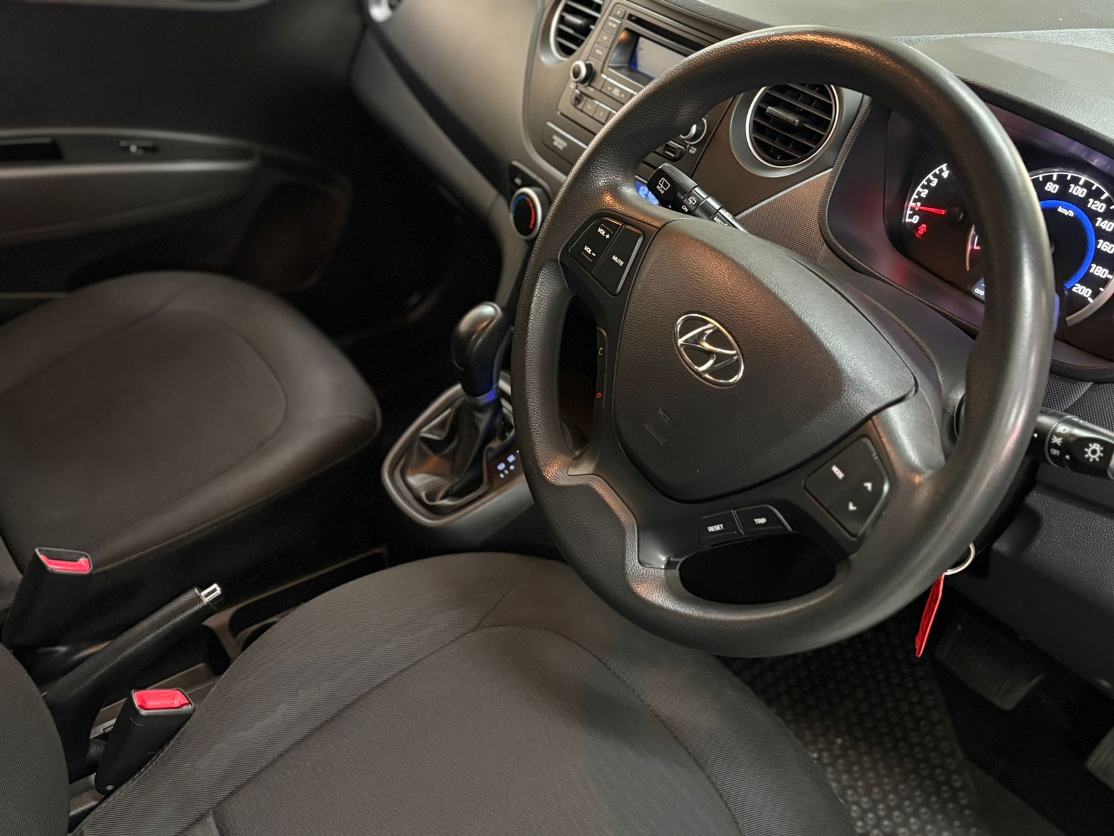 0c8c5981-1055-4f74-a940-c083dfd5df69