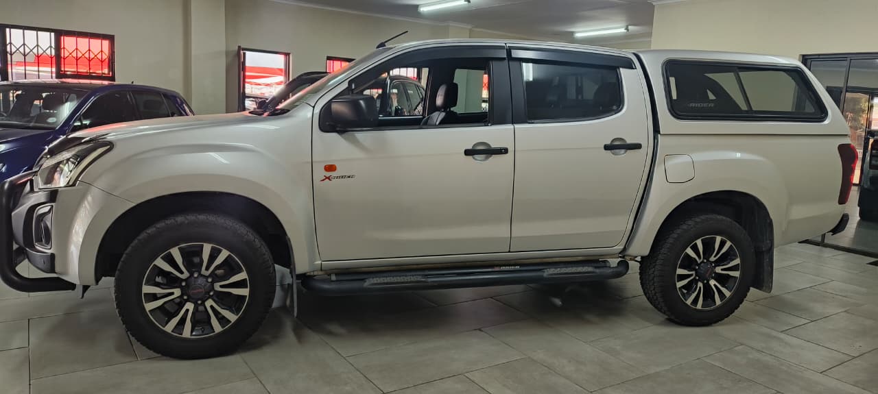 eac74730-8a5b-42c5-a765-86fb93202ee3