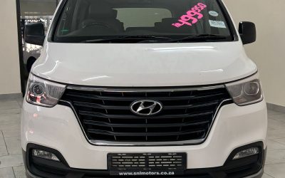 2020 HYUNDAI H1 9 SEATER GLS 2.4 EXECUTIVE (SNL 2494)